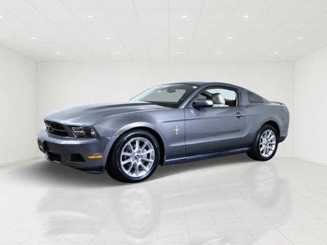 Used 2010 Ford Mustang V6 with VIN 1ZVBP8ANXA5126624 for sale in Apple Valley, Minnesota