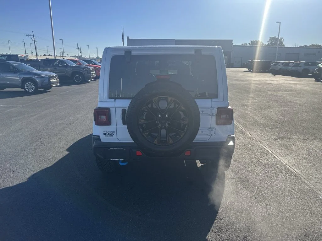 Used 2022 White Jeep Unlimited Sahara 4xe image 7