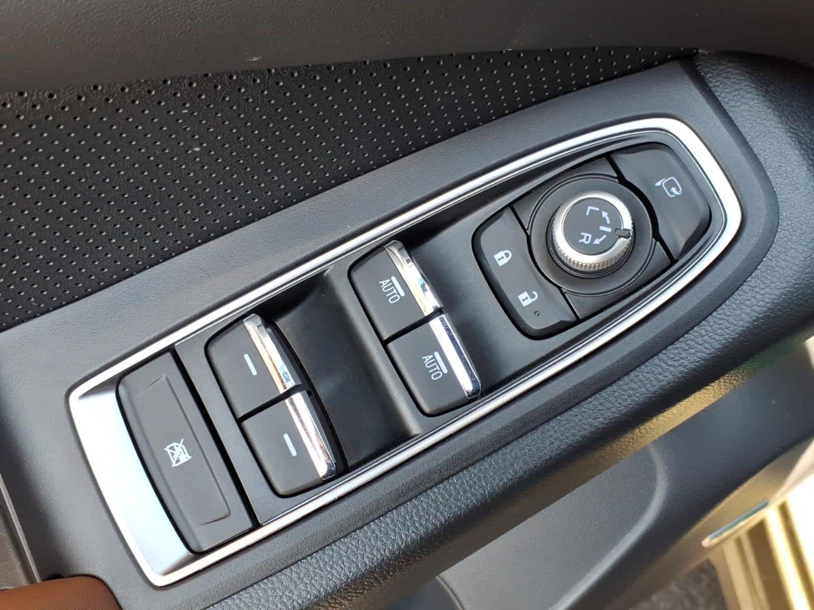 New 2026 AUTUMN GREEN METALLIC Subaru Touring 7-Passenger image 22