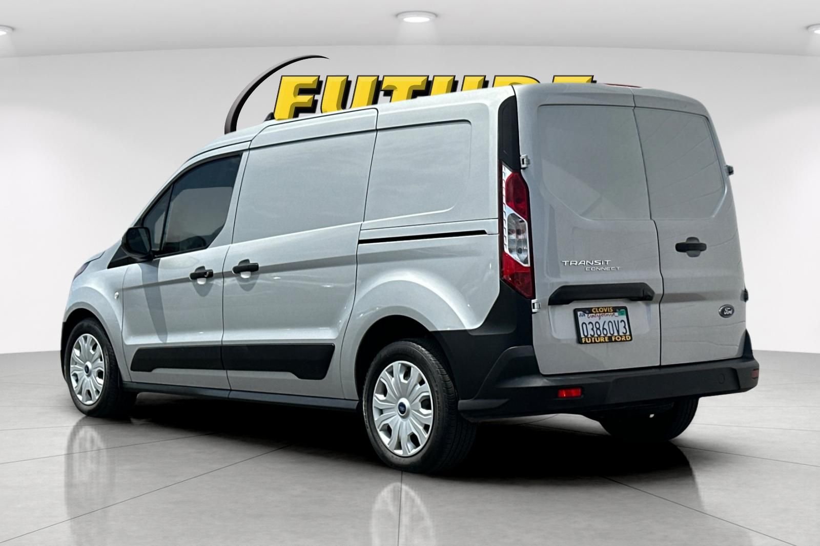 Used 2023 Silver Ford XL image 5