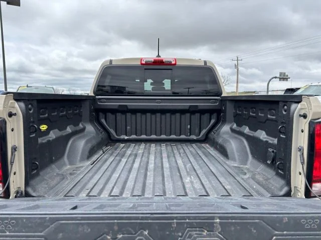 Used 2023 Sand Dune Metallic Chevrolet Z71 image 19