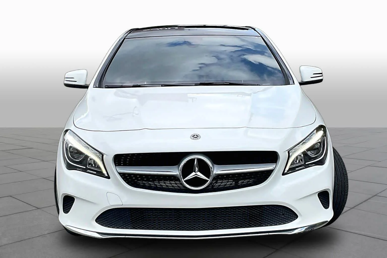 Used 2019 Polar White Mercedes-Benz CLA 250 image 4
