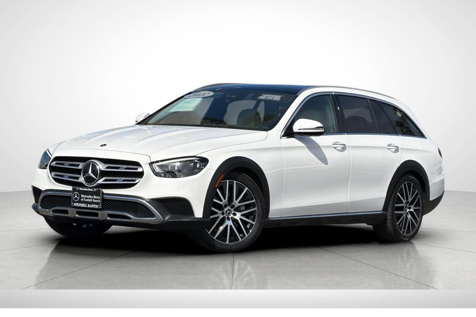 2022 Mercedes-Benz E-Class E450 4MATIC All-Terrain's photo