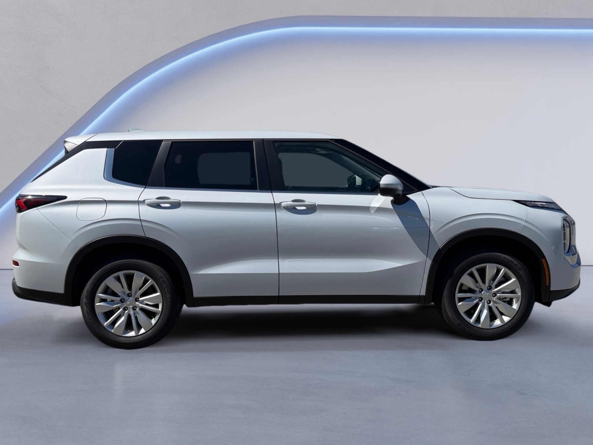 New 2026 White Diamond Mitsubishi ES 1.5T 2WD image 2
