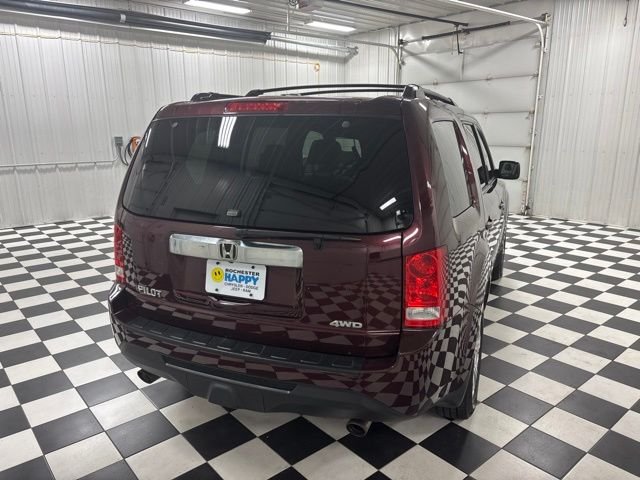 Used 2015 Red Honda EX-L image 4