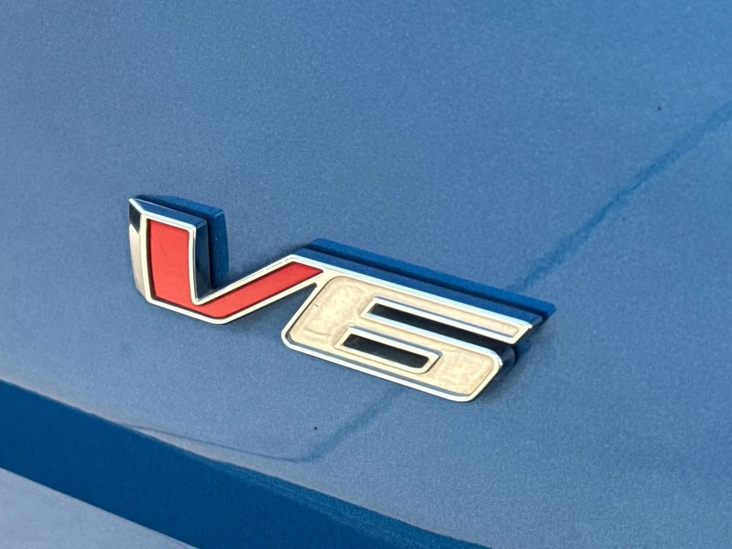 Used 2022 Blue Chevrolet LT image 10