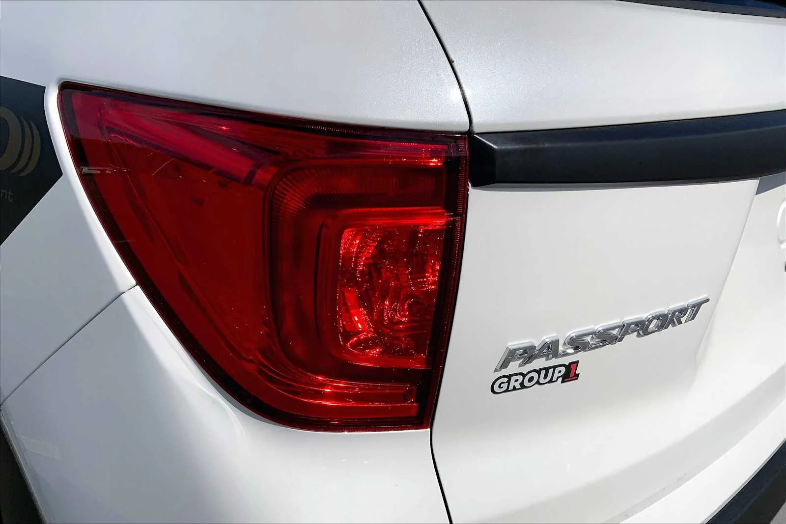 Used 2022 Platinum White Pearl Honda EX-L image 28