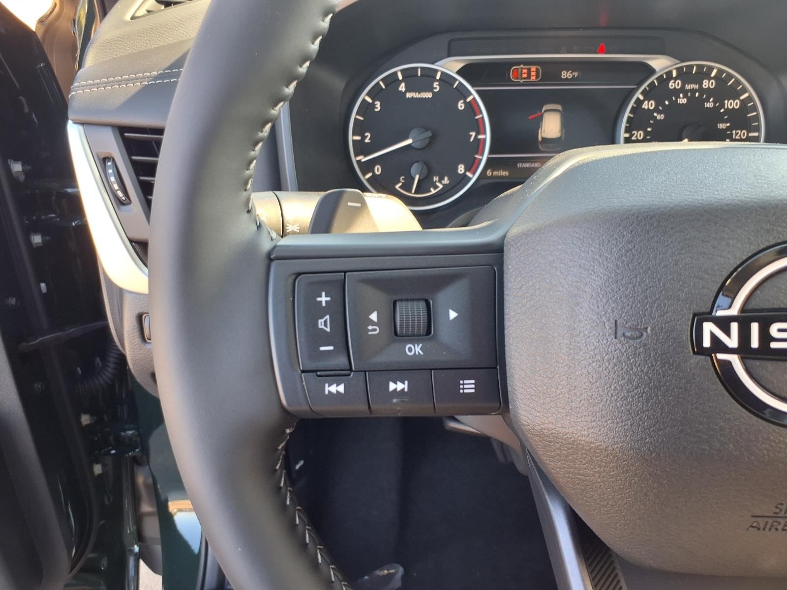 2026 Nissan Rogue photo 16 of 26