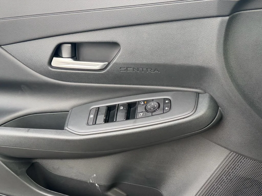 New 2027 Gray Nissan SV image 17
