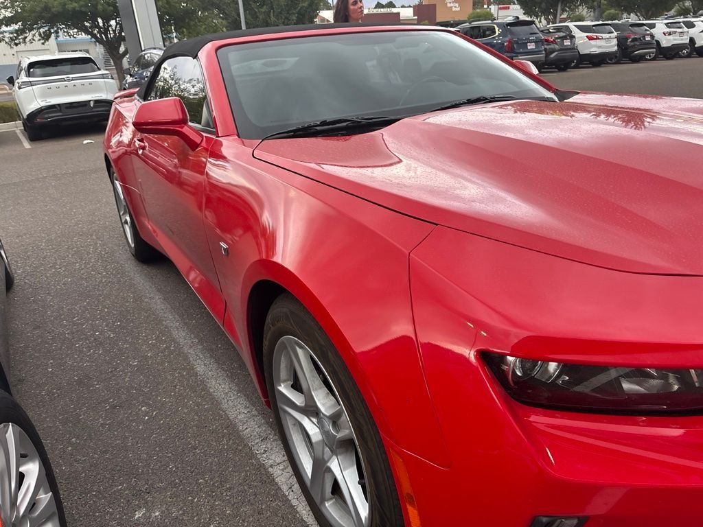 Used 2018 Red Chevrolet 1LT image 8