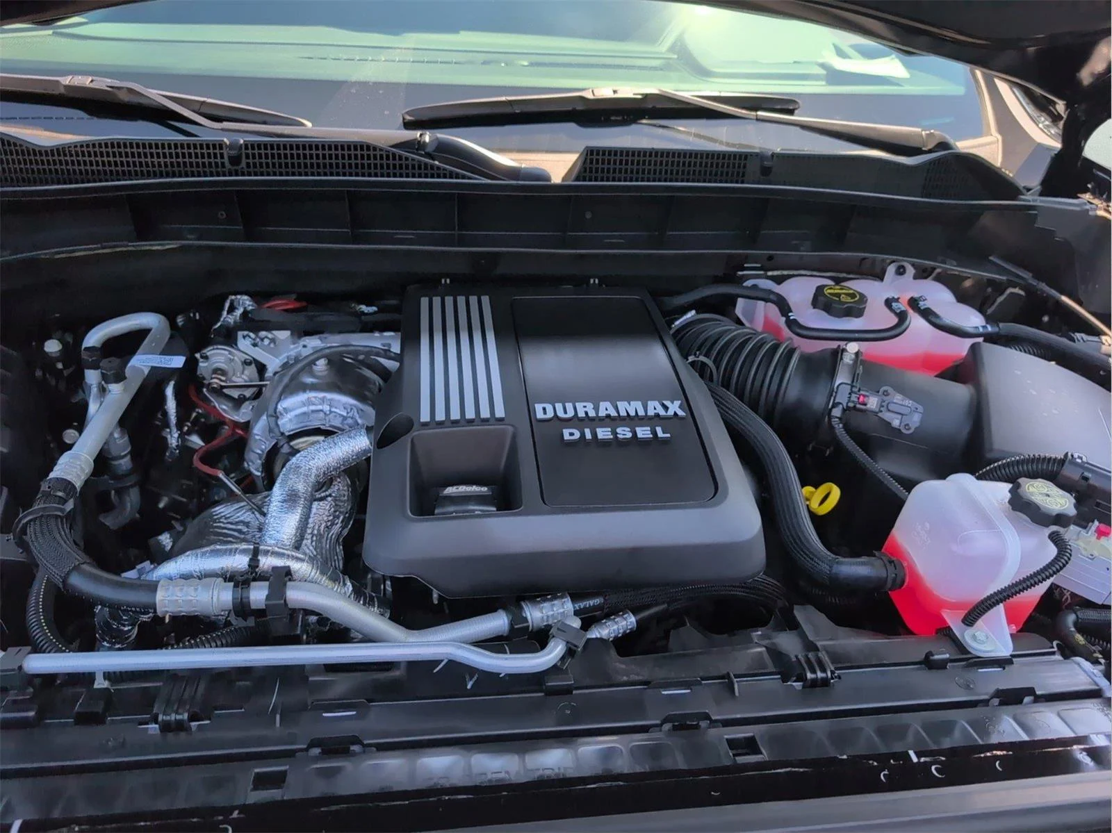 New 2026 Onyx Black GMC SLT image 31