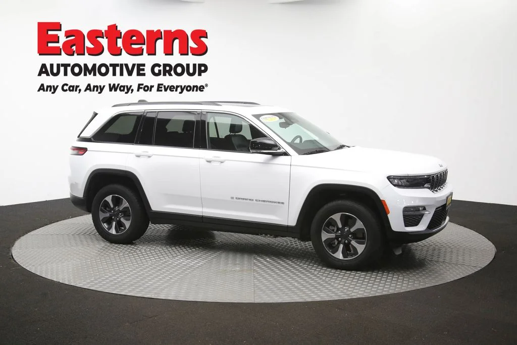 Used 2024 White Jeep 4xe image 51