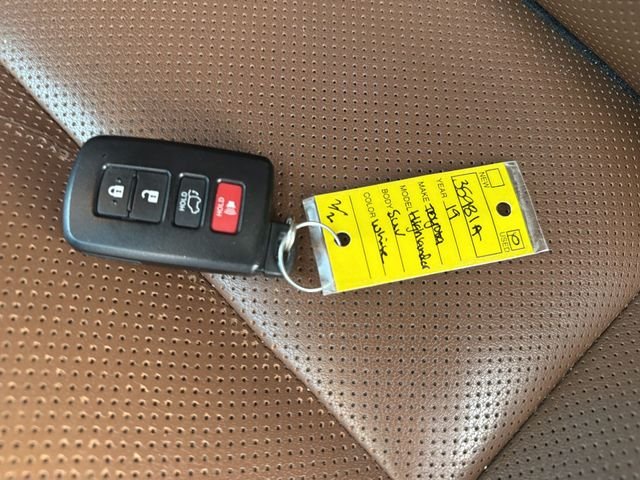 2019 Toyota Highlander Limited Platinum - Photo 35