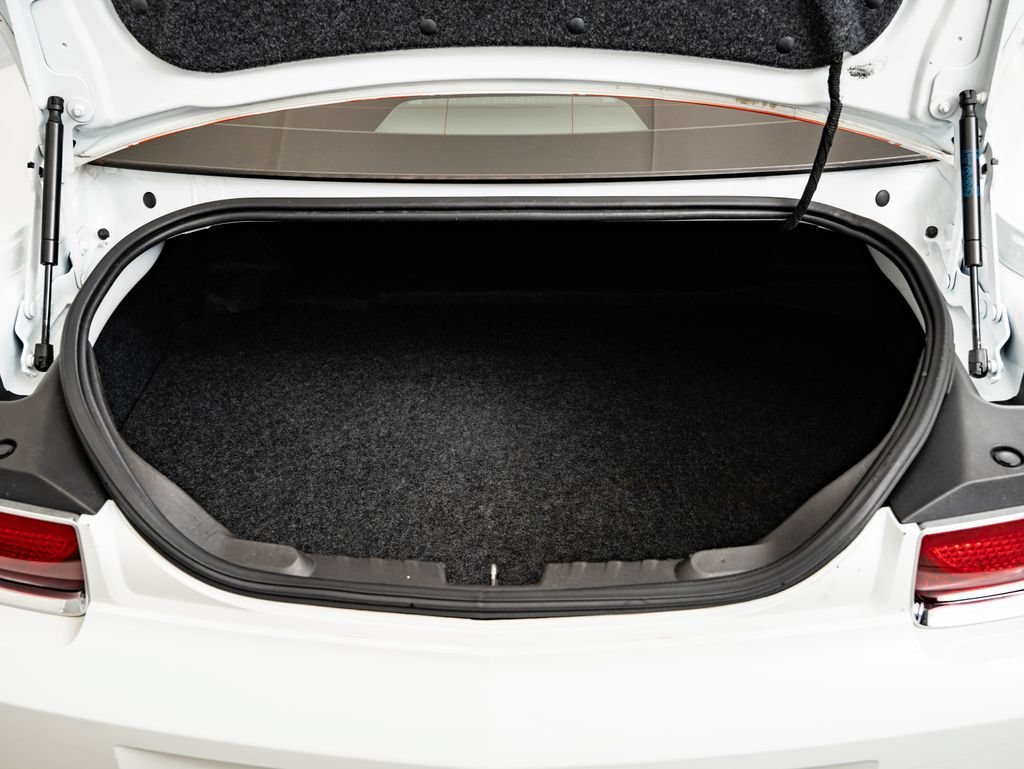 Used 2010 Summit White Chevrolet SS image 21