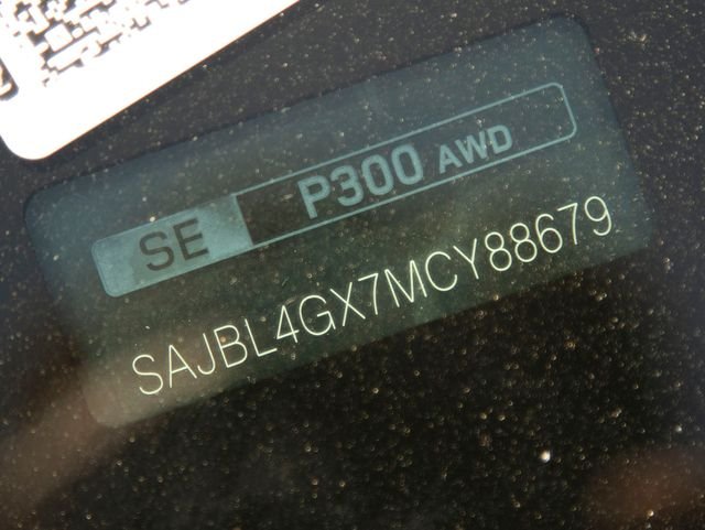 Used 2021 British Racing Green Metallic Jaguar R-Dynamic SE image 33