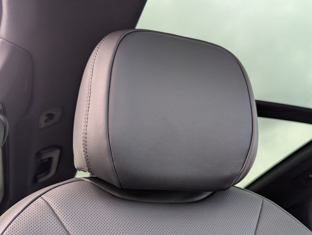2026 Porsche Cayenne S - Photo 18