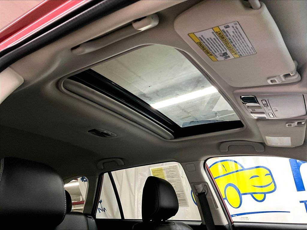 Used 2019 Red Subaru 2.5i image 22