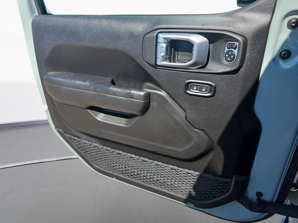 Used 2024 Gray Jeep Sport S image 26