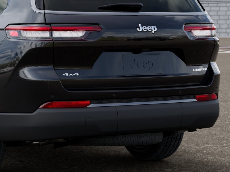 New 2026 Diamond Black Crystal Pearl-Coat Exterior Paint Jeep Limited image 13