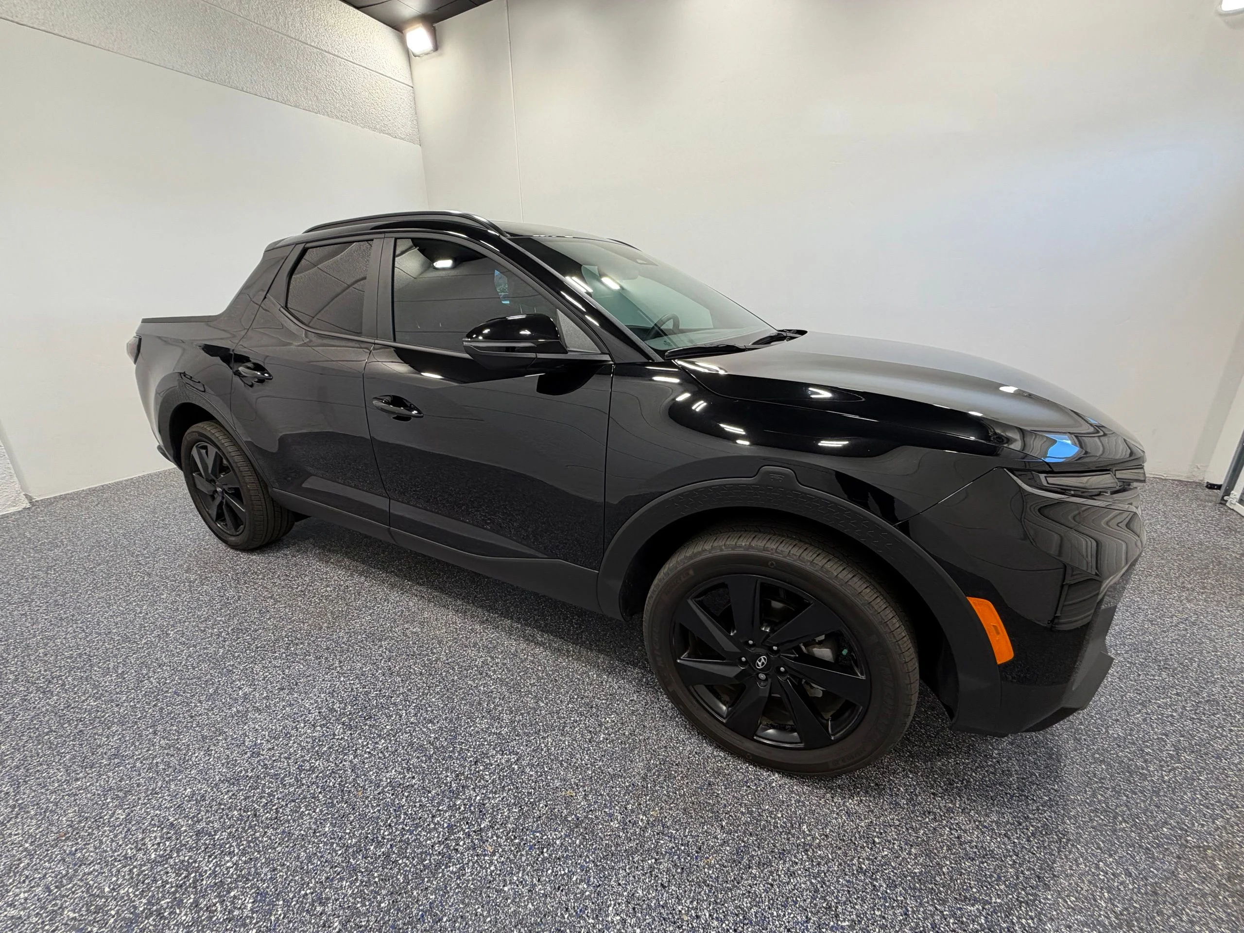 Used 2024 Black Hyundai NIGHT image 8