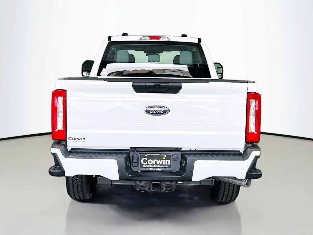 New 2026 Oxford White Ford XL image 13