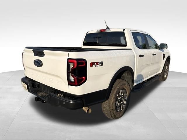 Used 2025 White Ford XLT image 3