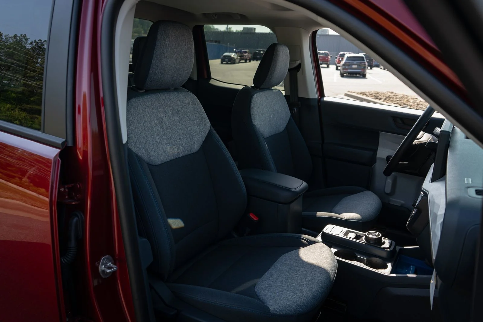 New 2026 Ruby Red Metallic Tinted Clearcoat Ford XLT image 23