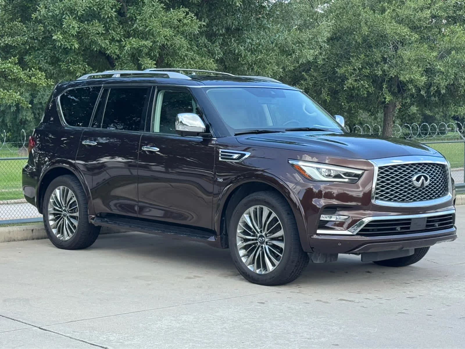 Certified Used 2018 Mocha Almond INFINITI  image 4