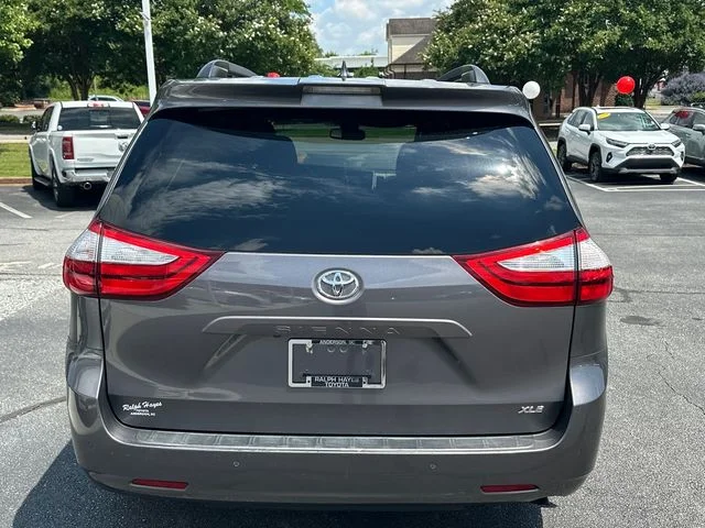Used 2019 Gray Toyota XLE image 4