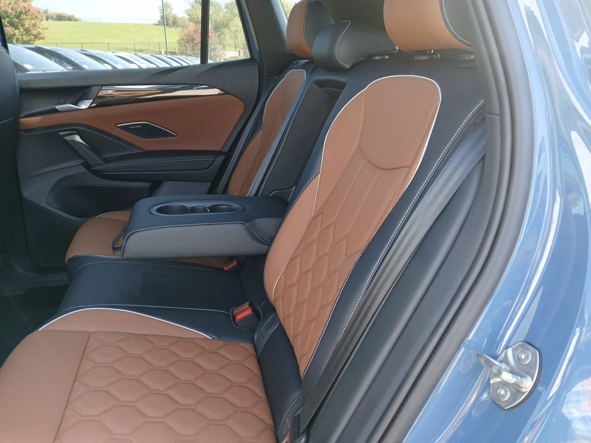 New 2026 Monterey Blue Pearl Volkswagen SEL R-Line Turbo image 23