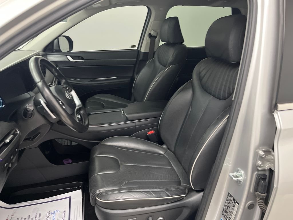 Used 2024 Silver Hyundai Limited image 12