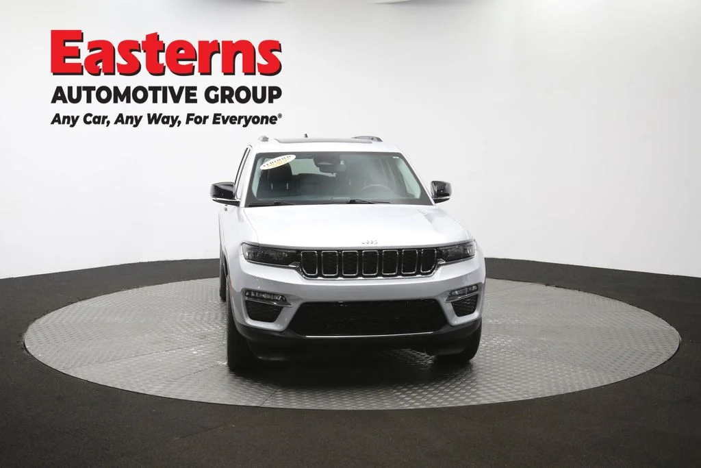 Used 2022 Silver Jeep 4xe image 55