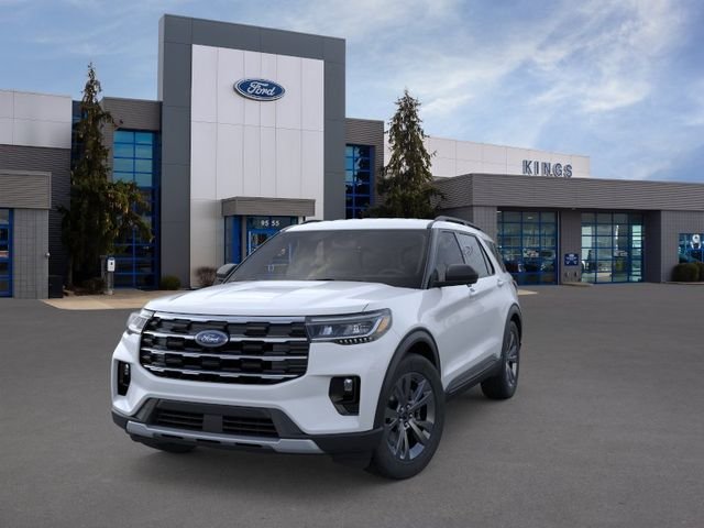 New 2026 Space White Metallic Ford Active image 2