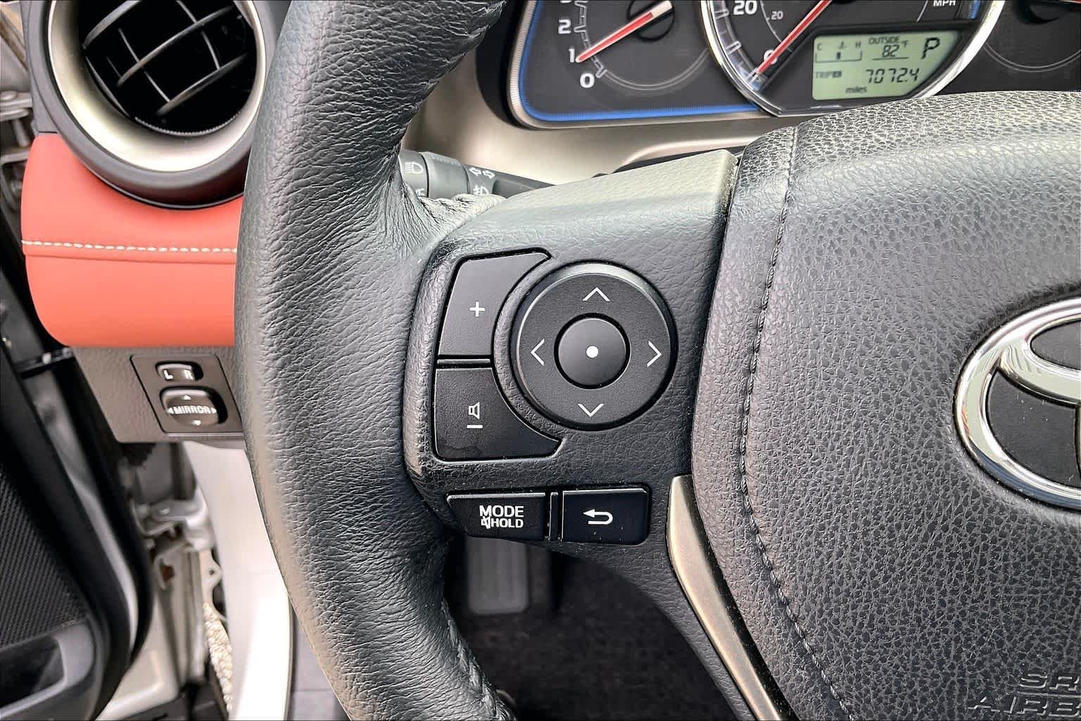 Used 2015 Classic Silver Metallic Toyota Limited image 23