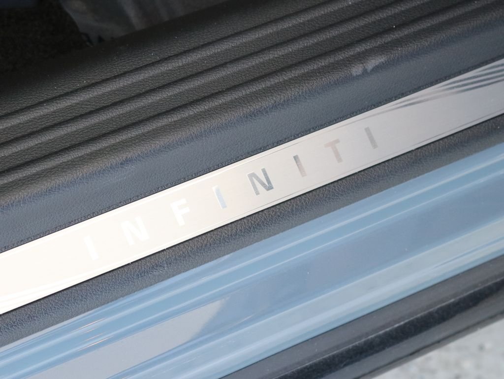 Certified Used 2025 Gray INFINITI LUXE image 32
