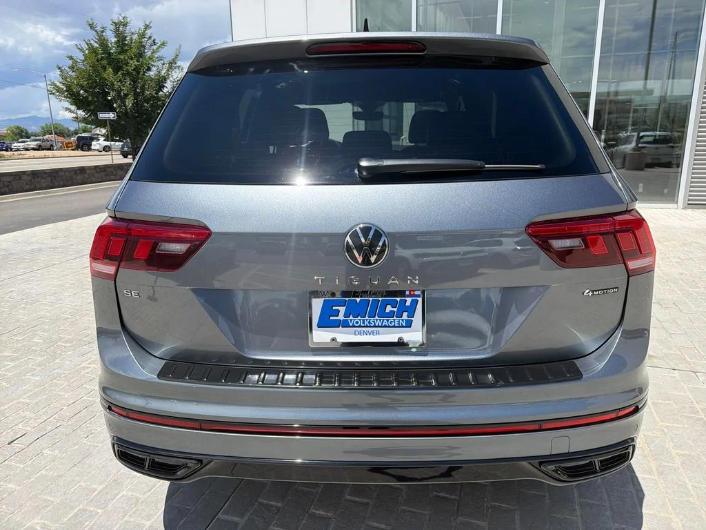 Certified Used 2022 Gray Volkswagen 2.0T SE R-Line Black image 6