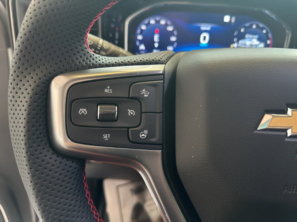 2025 Chevrolet Silverado 2500 HD LTZ - Photo 10
