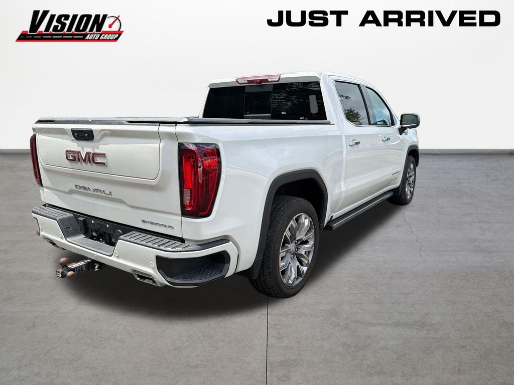 Used 2023 White GMC Denali image 5