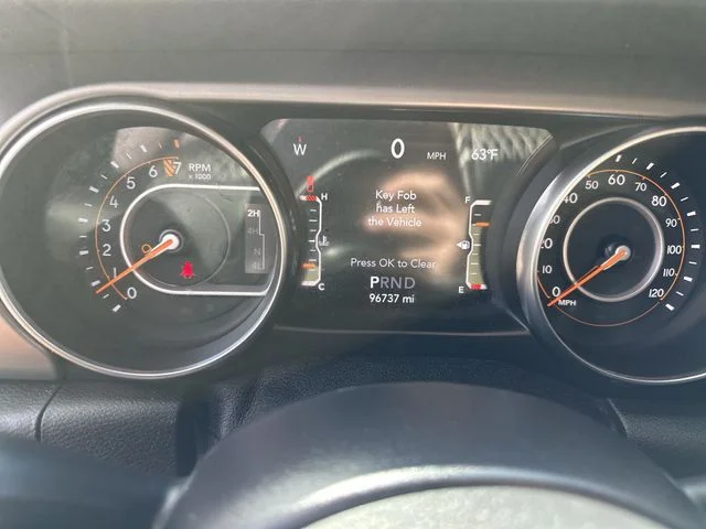Used 2020 Red Jeep Sport image 12