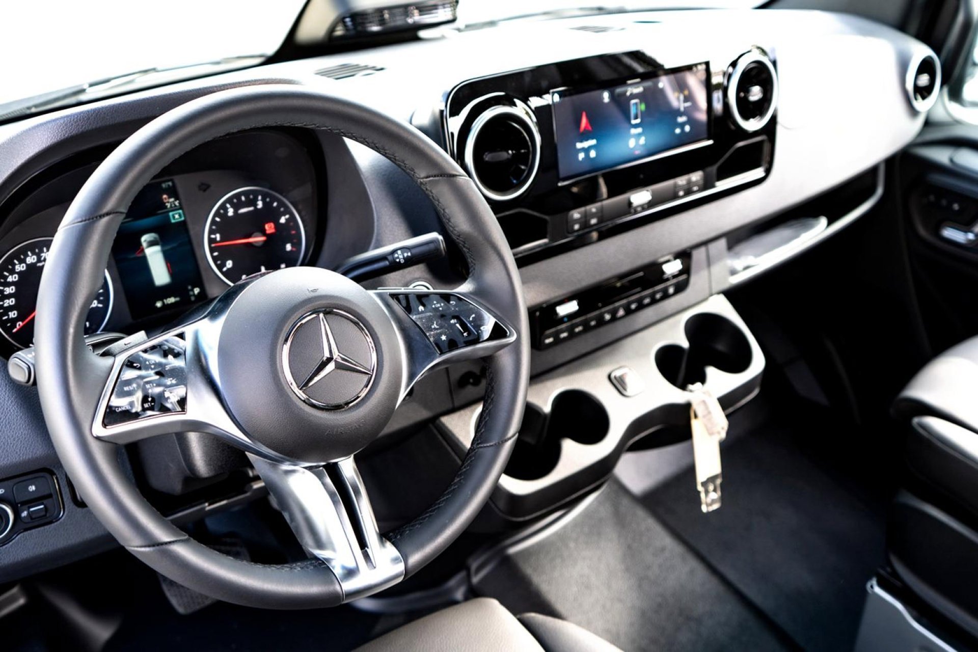 New 2025 high-tech silver metallic Mercedes-Benz Passenger 144 WB image 19