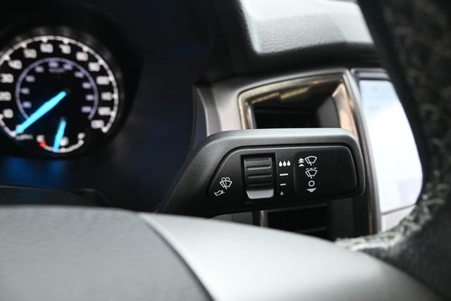 Used 2020 Black Ford XLT image 18