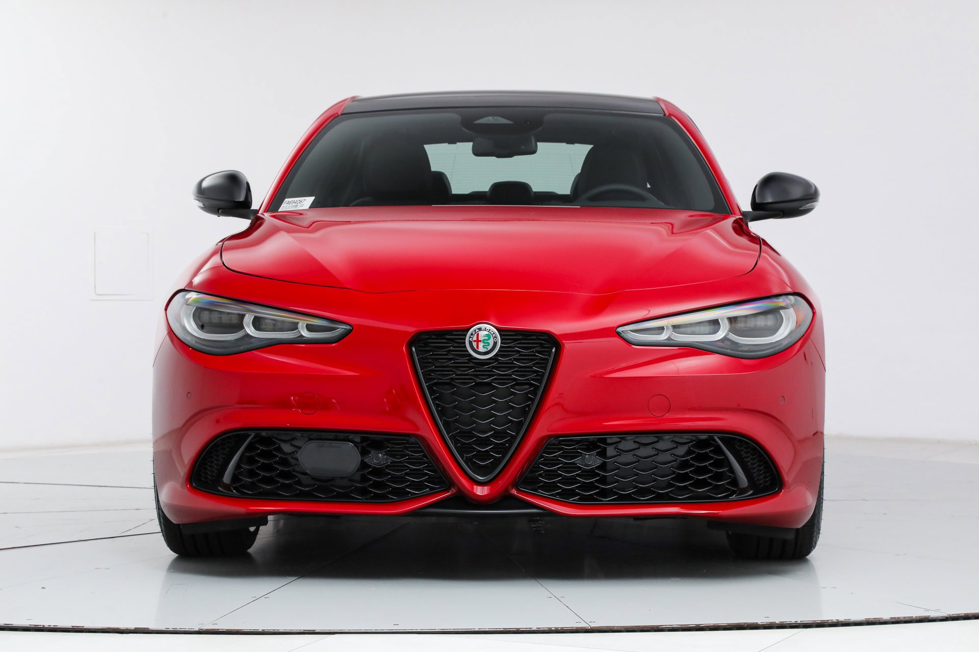 2025 Alfa Romeo Giulia Base - Photo 8
