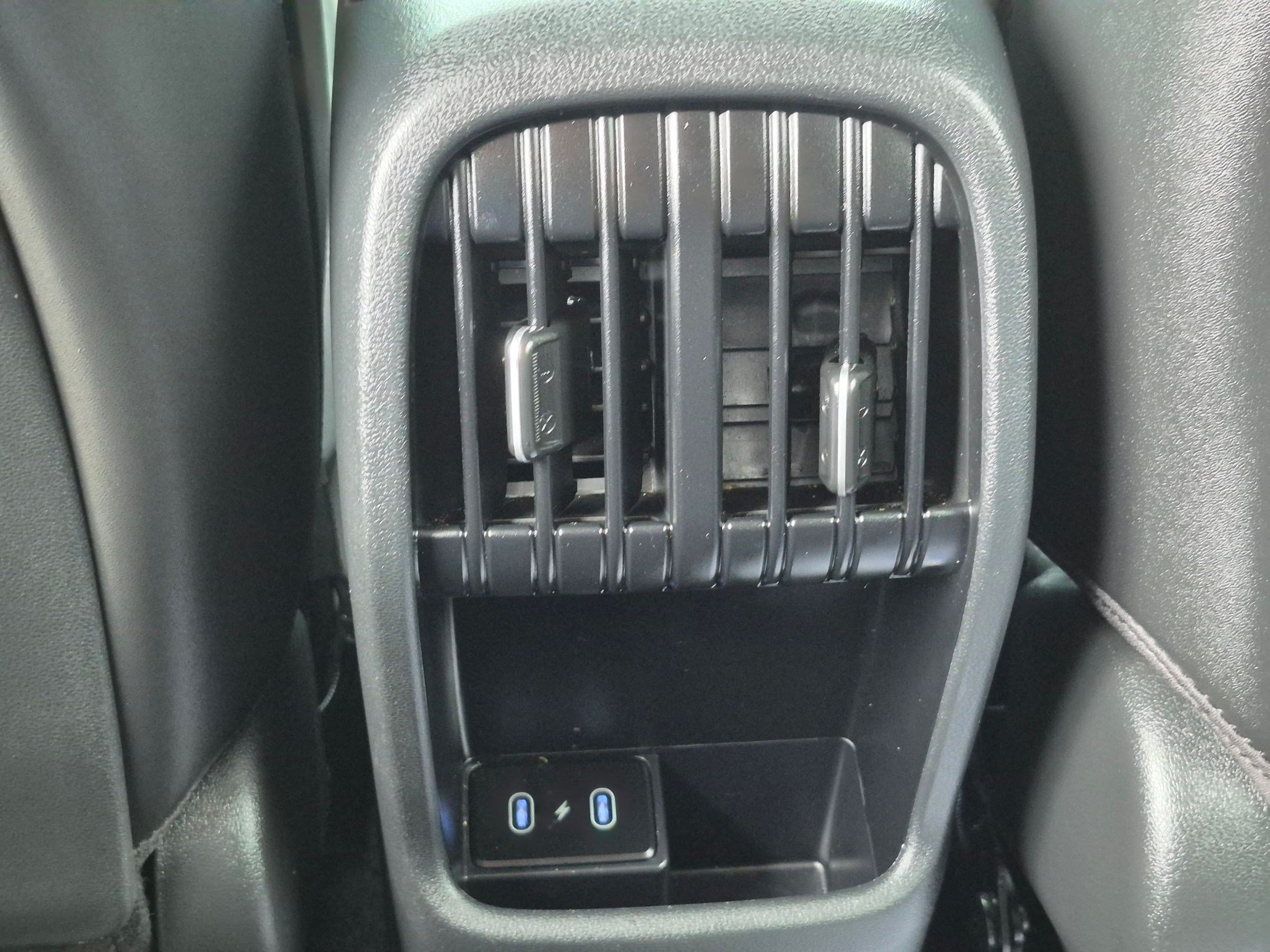 Certified Used 2024 Atlas White Hyundai Limited image 25