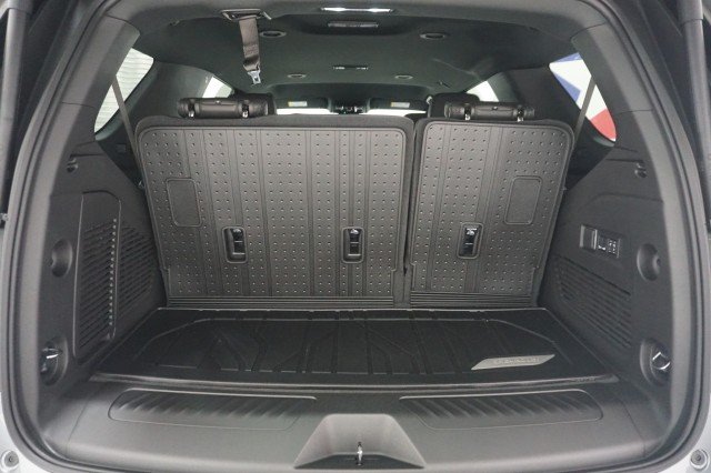 2026 Chevrolet Tahoe LT - Photo 10