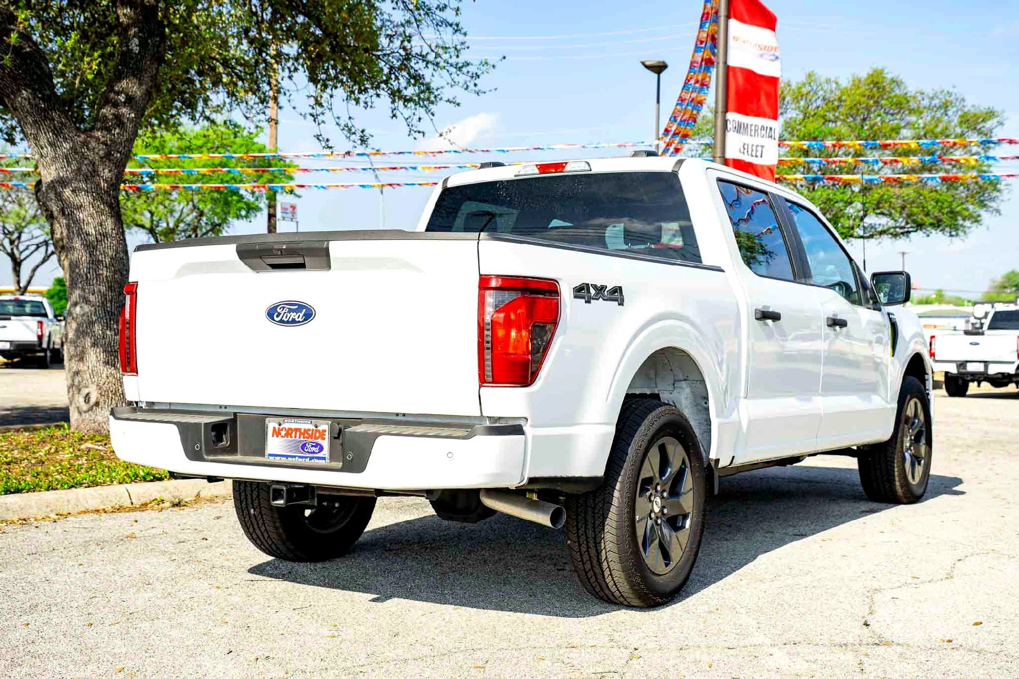 New 2025 Oxford White Ford STX image 4