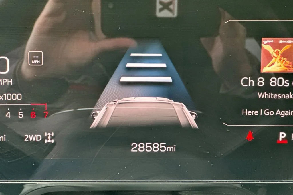 2025 GMC Yukon XL Denali - Photo 27