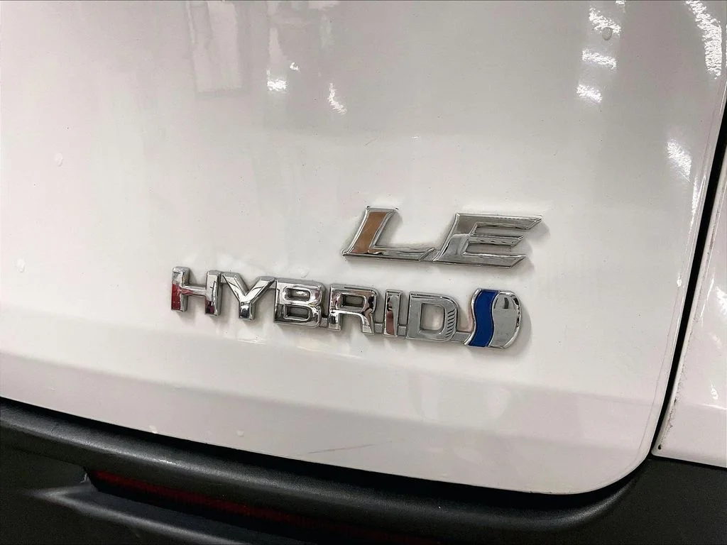Used 2024 White Toyota LE image 11