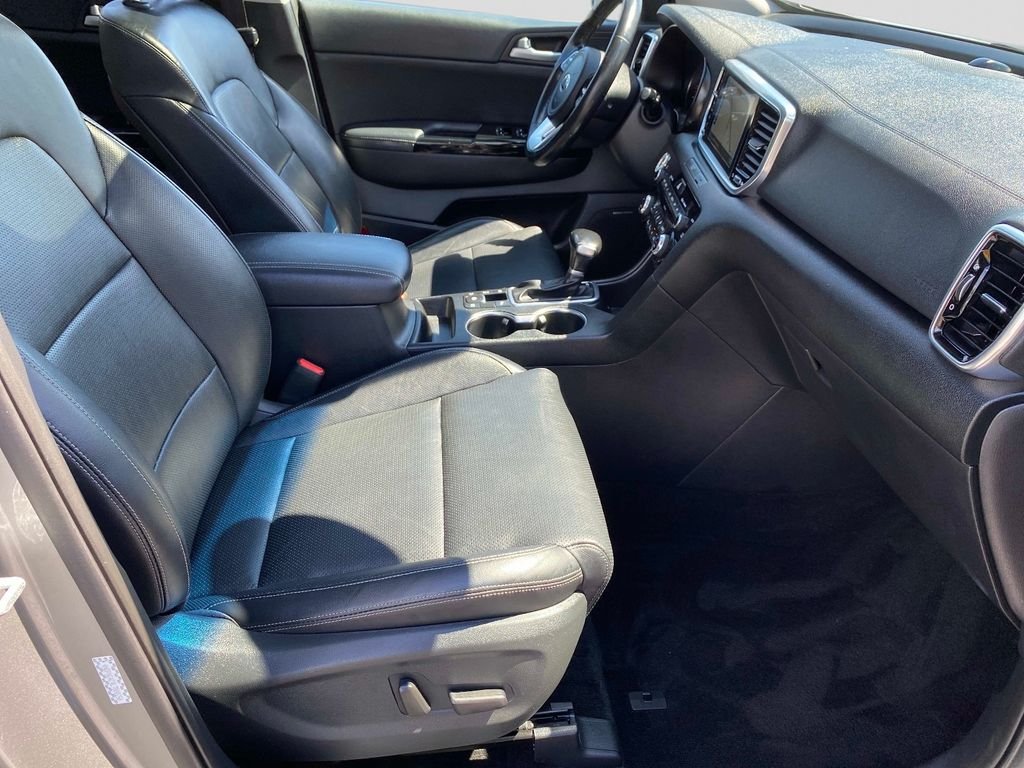 Used 2022 Blue Kia LX image 27