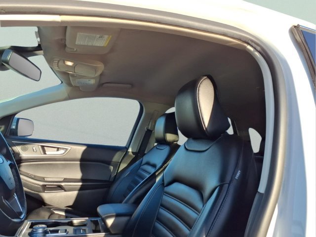 Used 2024  Ford SEL image 18