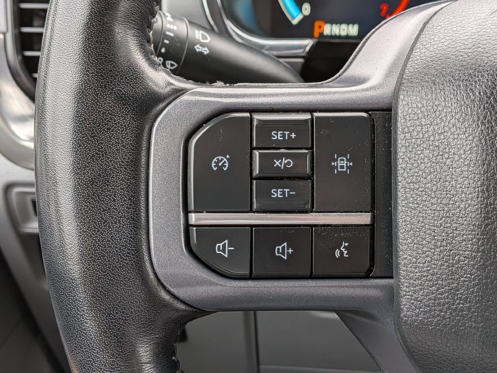 Used 2023 Silver Ford Lariat image 27